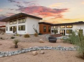 Desert Contemporary Compound - Large Modern Oasis
