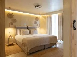 Athens Top Penthouse With Spa 5' to Metro