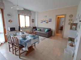 Appartamento Rossana - Luni (SP), hotel in Marinella di Sarzana