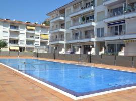 Apartamento soleado con piscina cerca de la playa y del centro en L'Estartit - ES-323-18