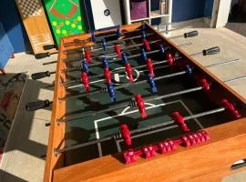 Near Broadway & Opry 3br Game Room Sleeps 10