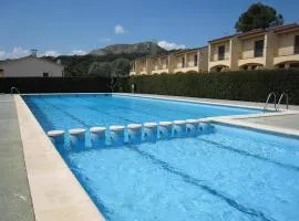 Casa moderna con piscina comunitaria, cerca de L'Estartit y actividades en la playa - ES-323-51