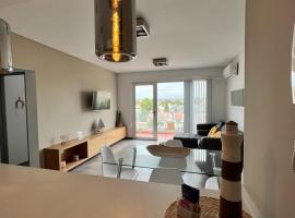 BRISApartament a cuadras del mar, moderno y confortable, accessible hotel in Puerto Madryn