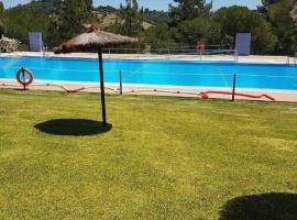 Luxe Vista Retreat, Hotel mit Parkplatz in Serra