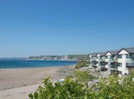 5 Burgh Island Causeway, hotel in Bigbury on Sea