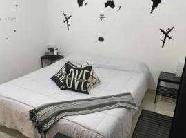 Camere Aeroporto Cagliari Elmas, bed & breakfast a Elmas