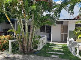 casa vacacional cabañas altamar san andres islas, villa in San Andrés