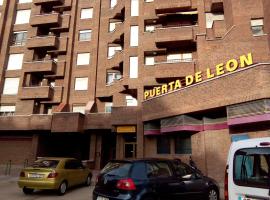 Apartamentos Turisticos Puerta de León, apartamento em León
