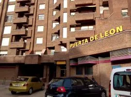 Apartamentos Turisticos Puerta de León