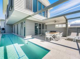 Pacific House, hotel in Crescent Head