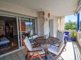 The Rose by Hello Homes Sitges