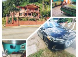 House for 5 with vehicle included in Roatan, hotel in Coxen Hole