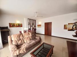 WC Serviced Apartment Nugegoda, hotell i Sri Jayewardenepura Kotte