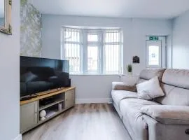 Charming & Modern 4 bed, ideal for contractors and leisure