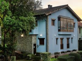 LA CASONA Encanto Rural - ApartaHotel SPA Llanes, hotel v destinaci Llanes