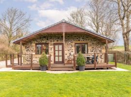 The Lodge at Horton Hall Retreat, holiday home in Skipton
