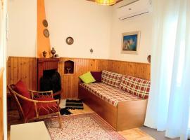 Zenios Alexandros - Traditional penthouse, cabin in Oia