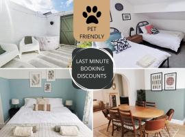 Family house - Jacuzzi - Pets, hotel di Scarborough