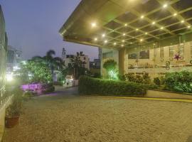 Palette - Hotel chennai le palace, resort in Chennai