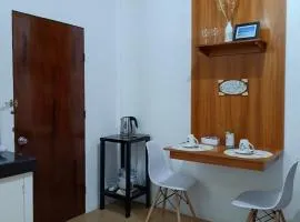 AJ Transient House