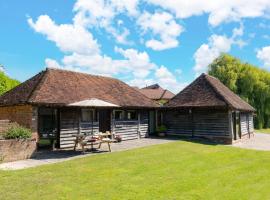 Bull Pen and Cart Lodge, hotelli kohteessa Herstmonceux