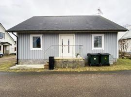 Newly renovated holiday home in the center of Ljungbyhed, hótel í Ljungbyhed