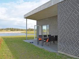 Gorgeous Home In Ringkbing With House A Panoramic View, hotell i Søndervig