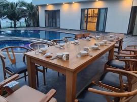 Lang Chai Beachfront Villa Phan Thiet – hotel w mieście Phan Thiet