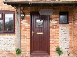 Cosy Cottage in Beautiful South Downs Walk 2 Pub