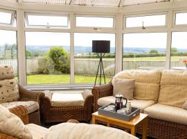 Bryniago Whitland, Hotel in Login