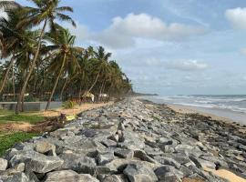 DELTA HOSPITALITY - sea faceing rooms with private beach, hotel v mestu Kalyānpur