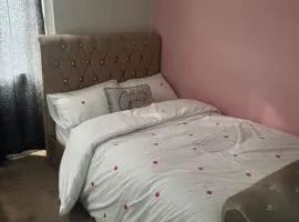 Private Room in Basildon