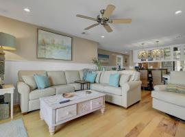 211 Seascape by AvantStay Oceanfront View Pool, apartmán v destinaci Isle of Palms