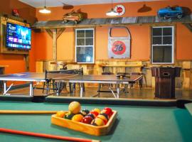 Lakefront Wisconsin Dells Home with Game Room, hotel with parking in Wisconsin Dells