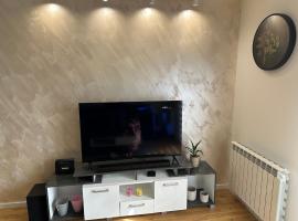 Apartman Uno Lux, hotel v destinaci Novi Grad