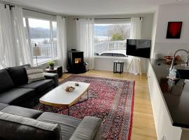 Point Lyle home, vacation rental in Mosier