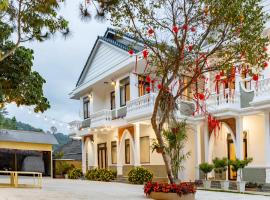 White Villa Đà Lạt, hotel v destinaci Da Lat