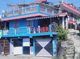 Shriya Homestay, готель у місті Kurseong