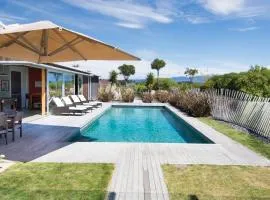 Kina Retreat - Luxury Nelson Getaway