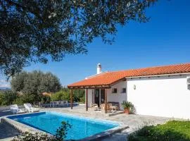 Villa Fig and Olive