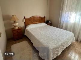 Se alquila un chalet en torrevieja, cabin nghỉ dưỡng ở Torrevieja