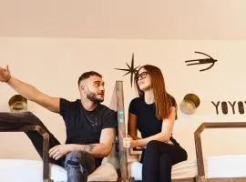 Madama Hostel & Bistrot