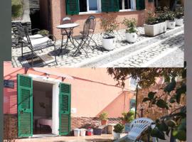 Tigullio Vacations panoramica apartments, holiday home in Lavagna