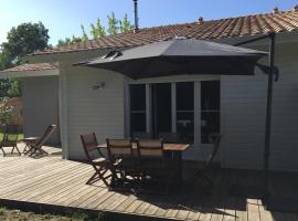 Very beautiful house - Bassin d'Arcachon, holiday home in Arès