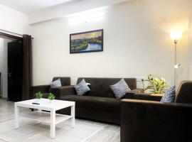 2BHK Elegant & Fully Equipped Apt near Banjara Hills、ハイデラバードのホテル