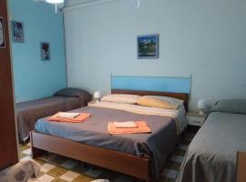 Holiday home for groups Acireale, hotel in Santa Tecla