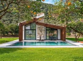 Batıhan Vadi Hotel, hotel z bazenom v mestu Kusadası