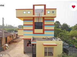 Mahavir NATH Homestay, hotell i Rājpīpla