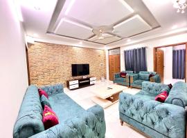 LUXURY HOTEL E11, apartment in Islamabad