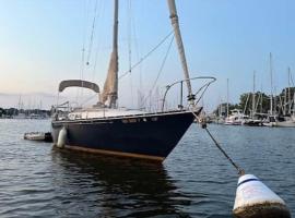 Sailboat Experience in Annapolis, boat in Annapolis
